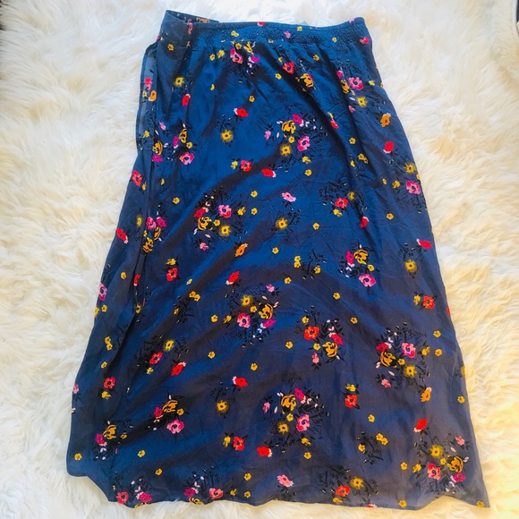 EXPRESS Floral Wrap Front Maxi Skirt Sz XL - Picture 9 of 11